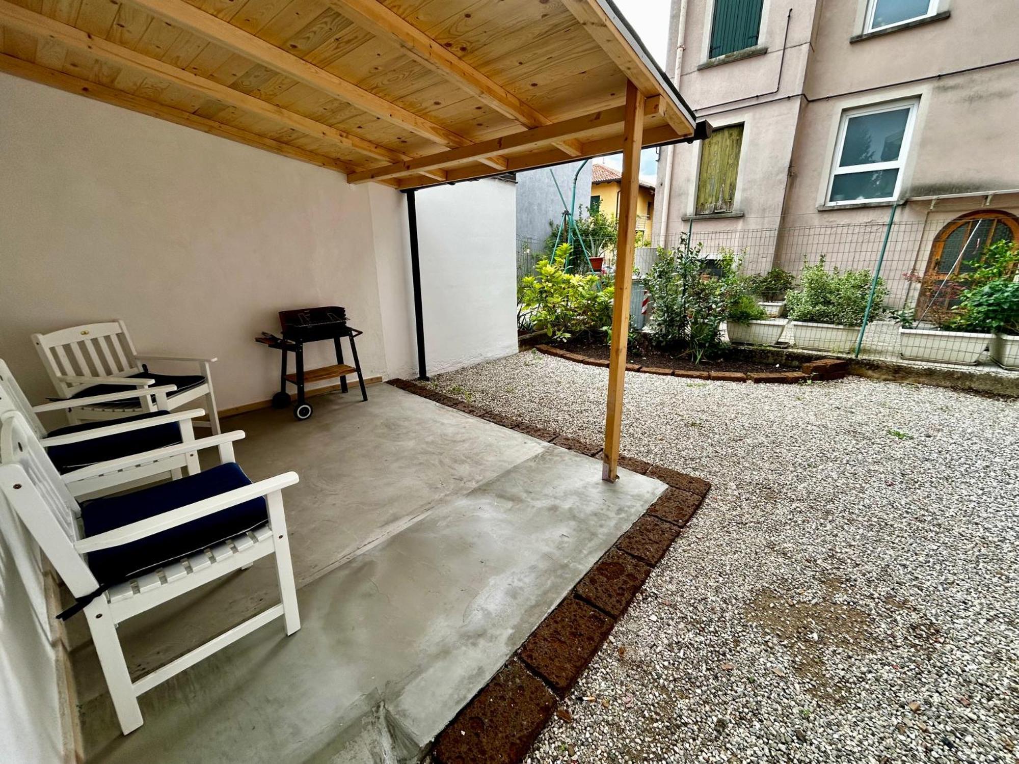 Luxury Allo Apartment In Center Of Udine Bagian luar foto