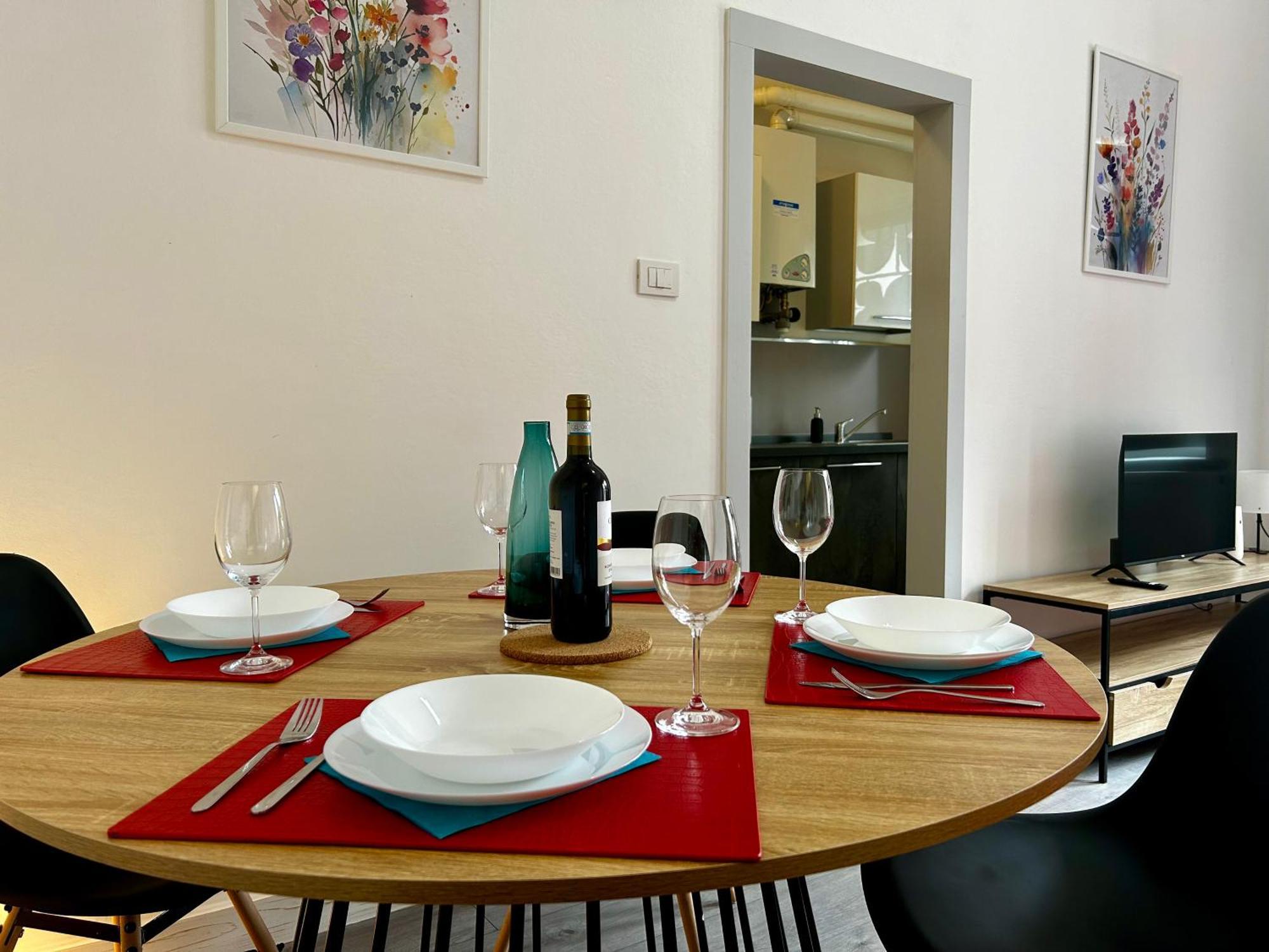 Luxury Allo Apartment In Center Of Udine Bagian luar foto
